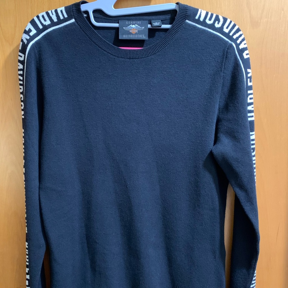 Women’s Harley-Davidson sweater size large